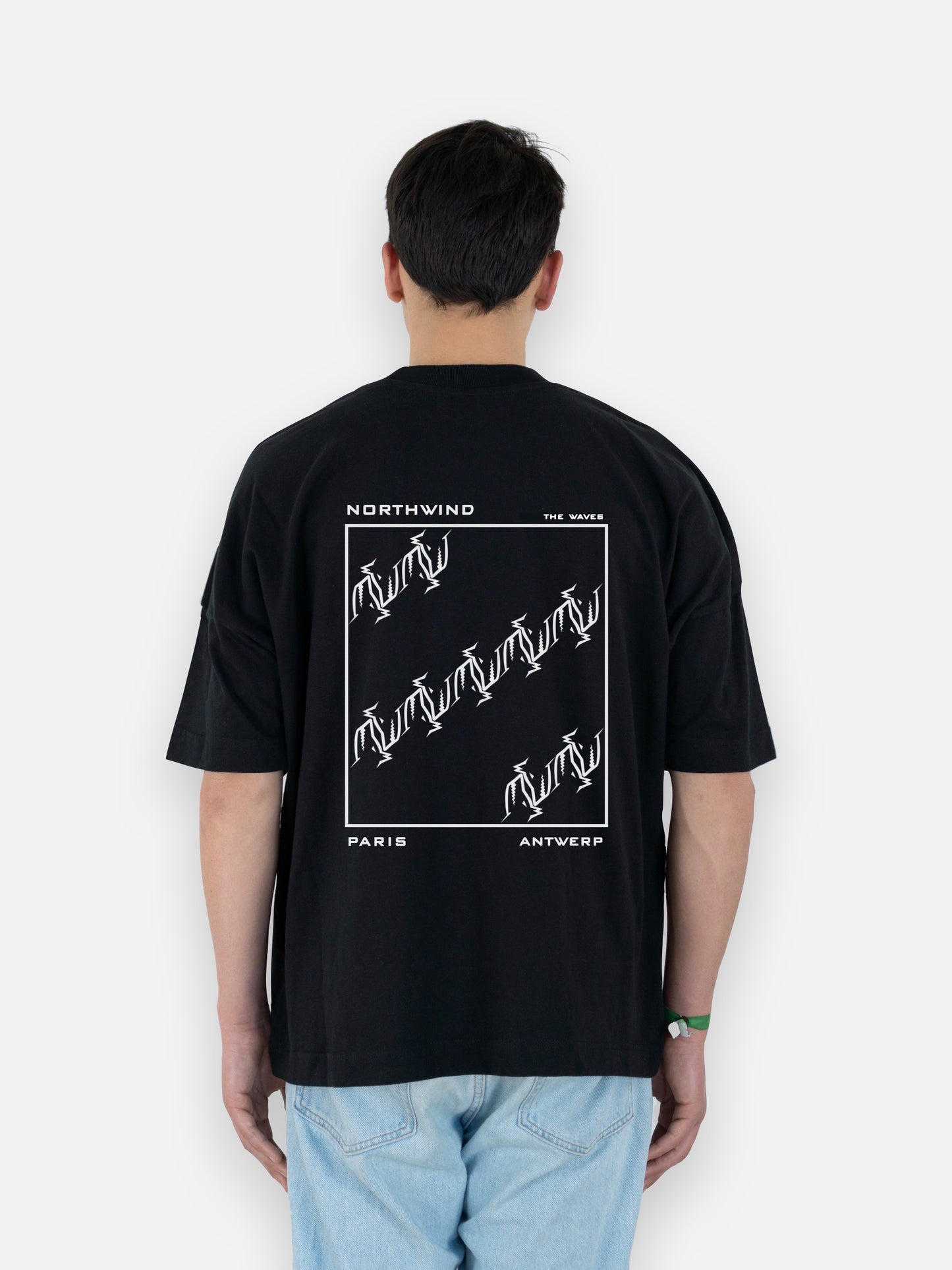 The Waves Organic T-Shirt - Black