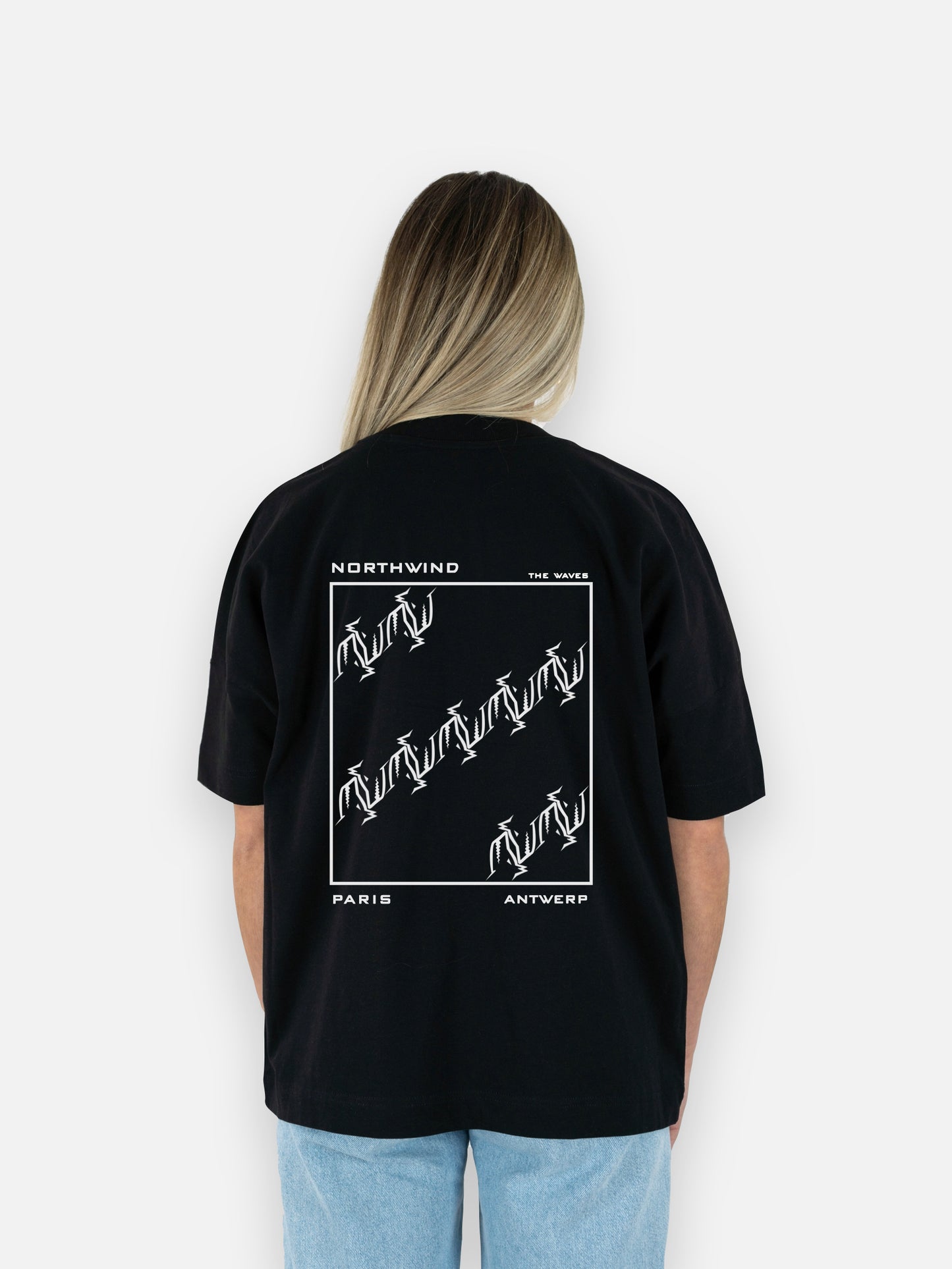 The Waves Organic T-Shirt - Black