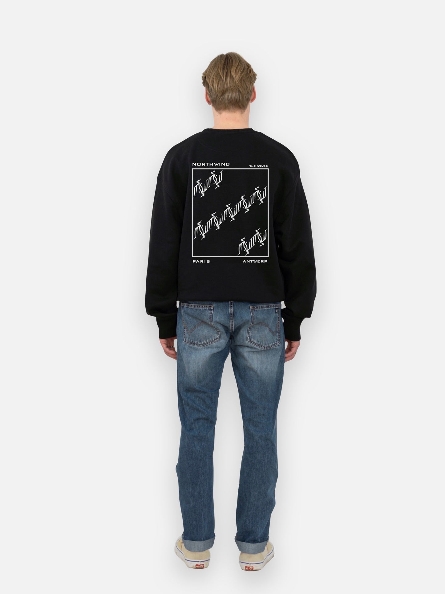 The Waves Sweatshirt - Black